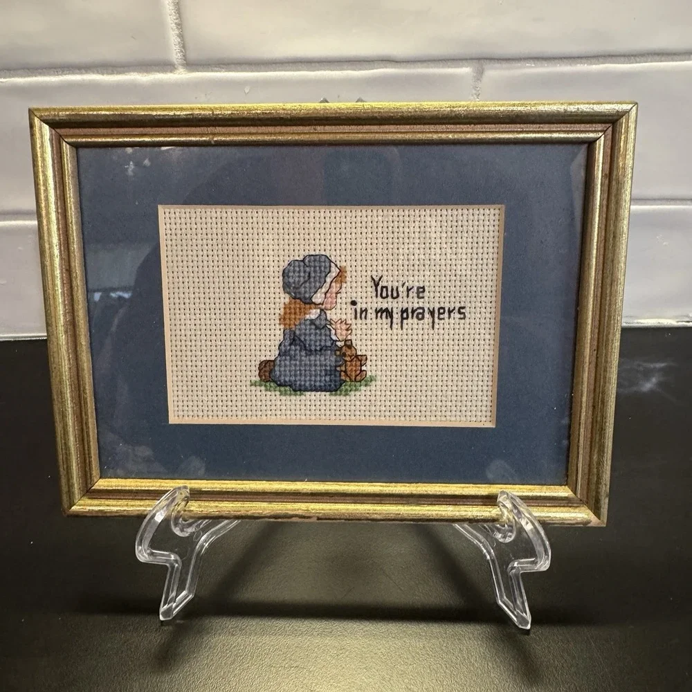 Vintage Blue Needlepoint ‎ Wall Art Decor Praying Girl 